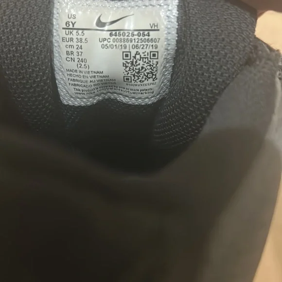 Nike SB Women's Sneakers - Black, Gray, and Purple - Picture 2 of 2